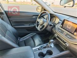 نيسان ألتيما